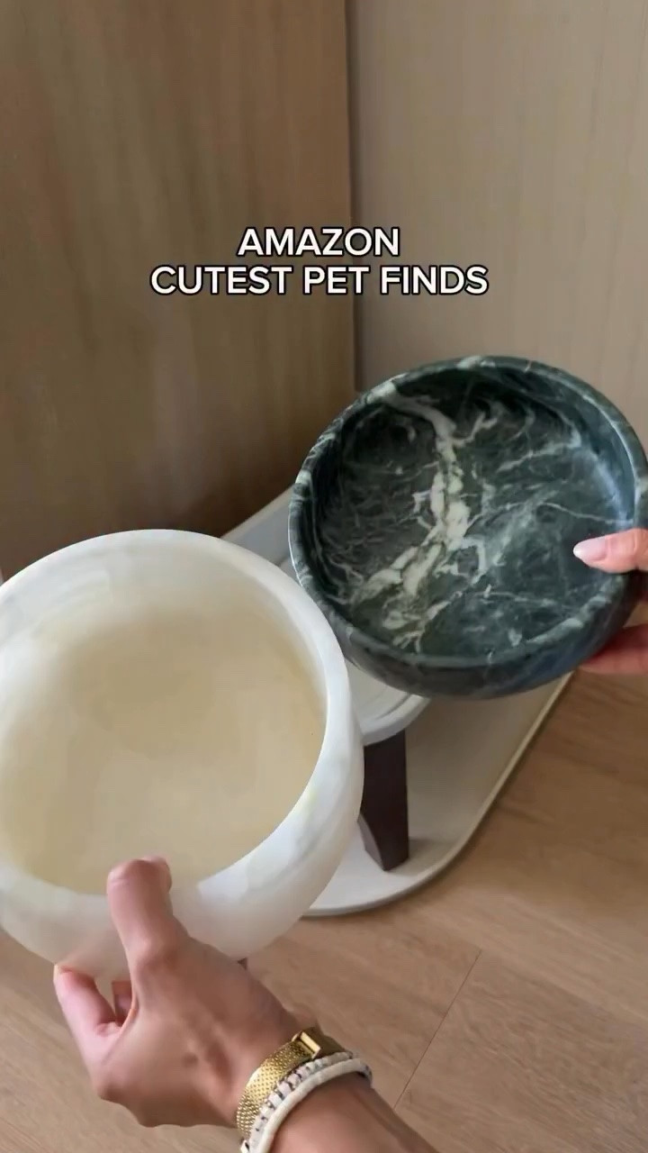 Pet parents!! 🎉 🐕  these beautiful Amazon pet finds are for you! Comment “NEED” for links to these aesthetic and functional finds for those pets! 🥰 FOLLOW AND COMMENT NEED! #amazonpets #amazonpetfinds #dogmom