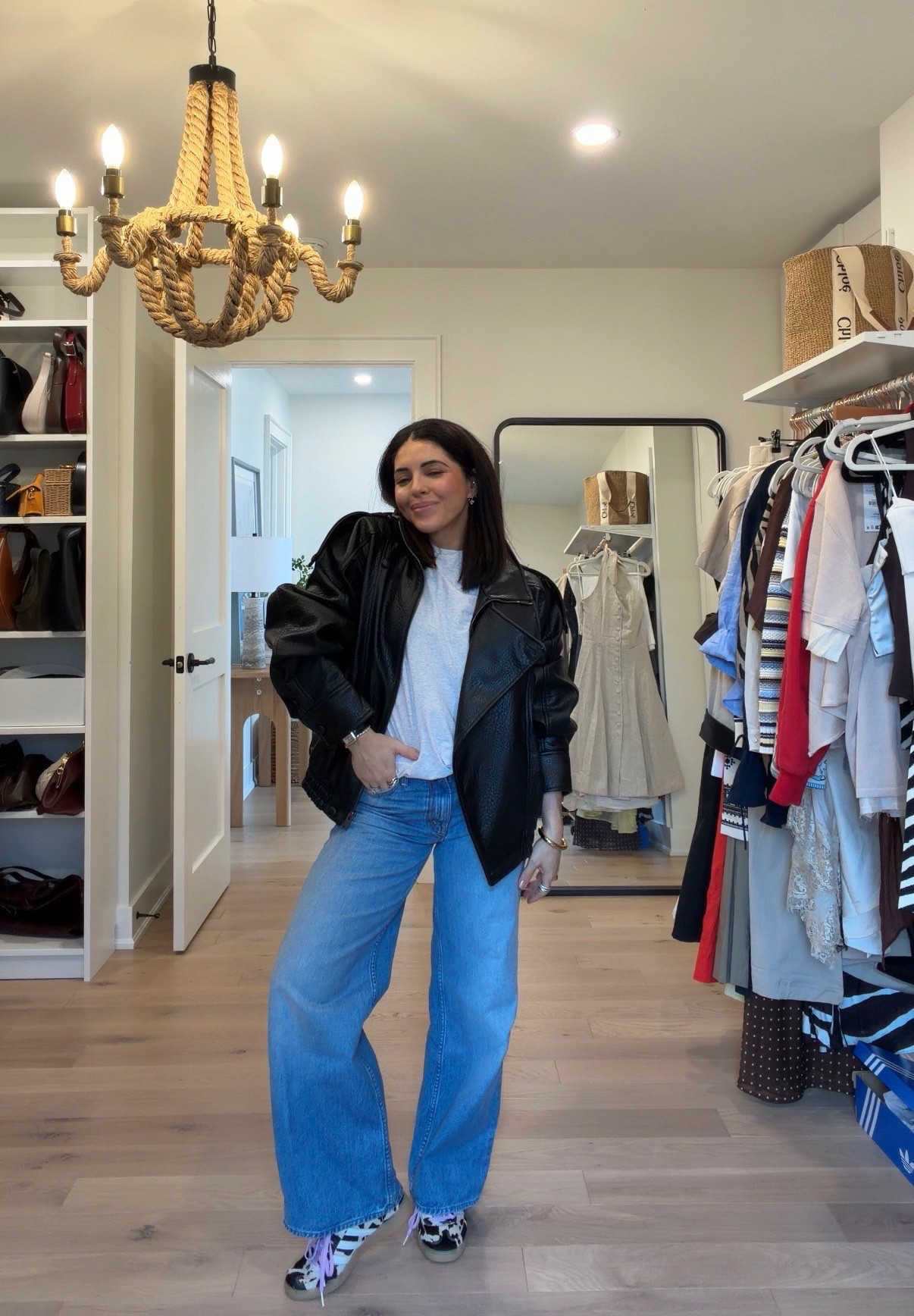 A spring look ✨
Jeans - size 25
Jacket - size S

#LTKjeans #LTKworkwear #LTKdatenight