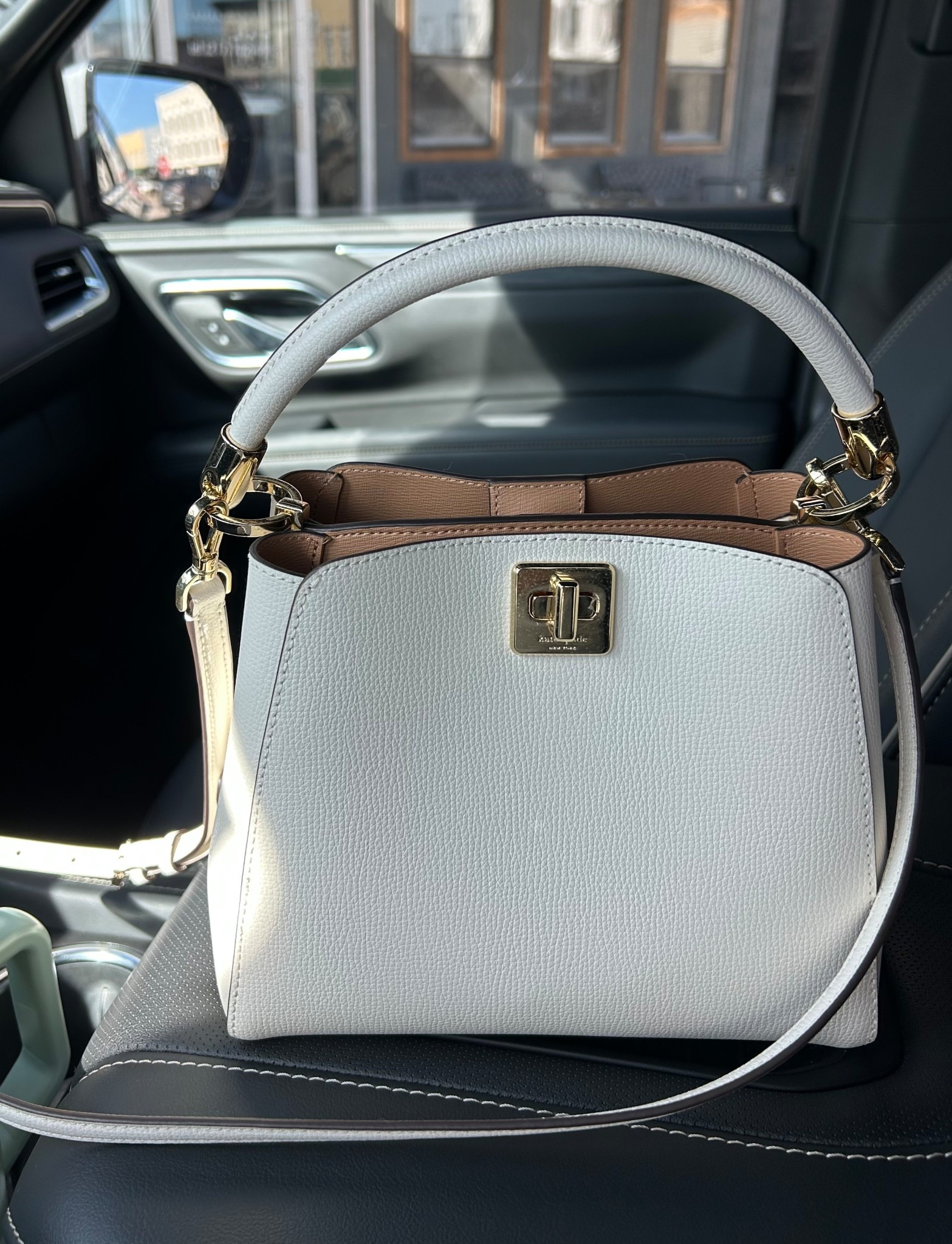 Loving my new Kate Spade cutie! 

#LTKItBag #LTKFindsUnder100