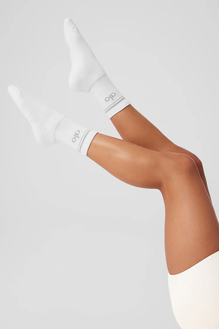 Unisex Half-Crew Throwback Sock | Alo Yoga (US)