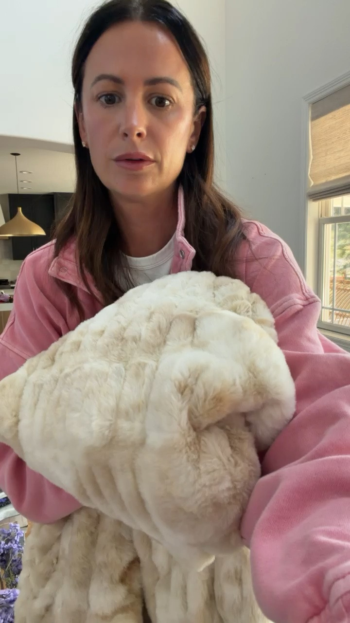 Lola blankets are 50% off + free shipping + you get a $50 gift card for future use! My code is MILLERAFFECT50 so add that at check out to save!!!

#LTKSaleAlert #LTKmomlife #LTKHome