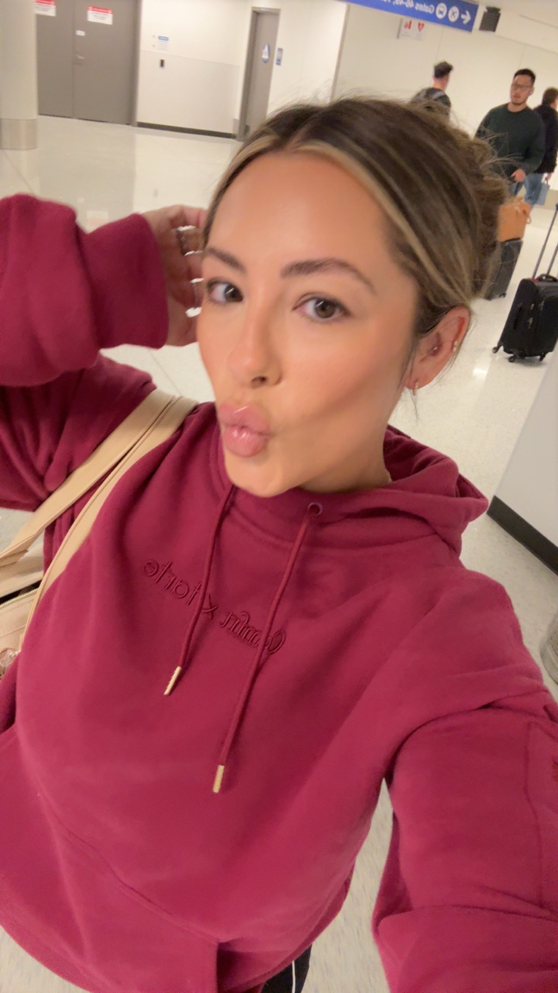 The best airport hoodie ♥️

#LTKootd #LTKgrwm #LTKdayinmylife