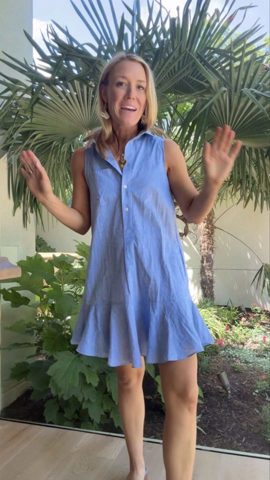 Sleeveless chambray dress for family photos 🩵 Use code yourock for 20% off! #tuckernuck

#LTKootd