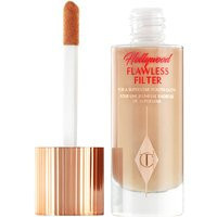 Charlotte Tilbury - HOLLYWOOD FLAWLESS FILTER Highlighter 30 ml 4 MEDIUM (1784.67 € / 1 l) | Douglas (DE)