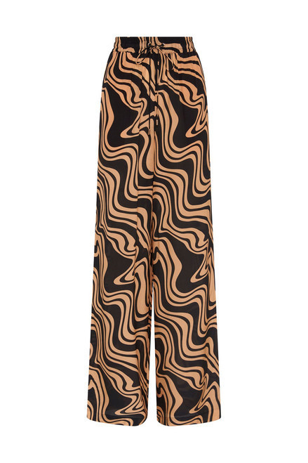 Thiago Pant | Rebecca Vallance (AU)