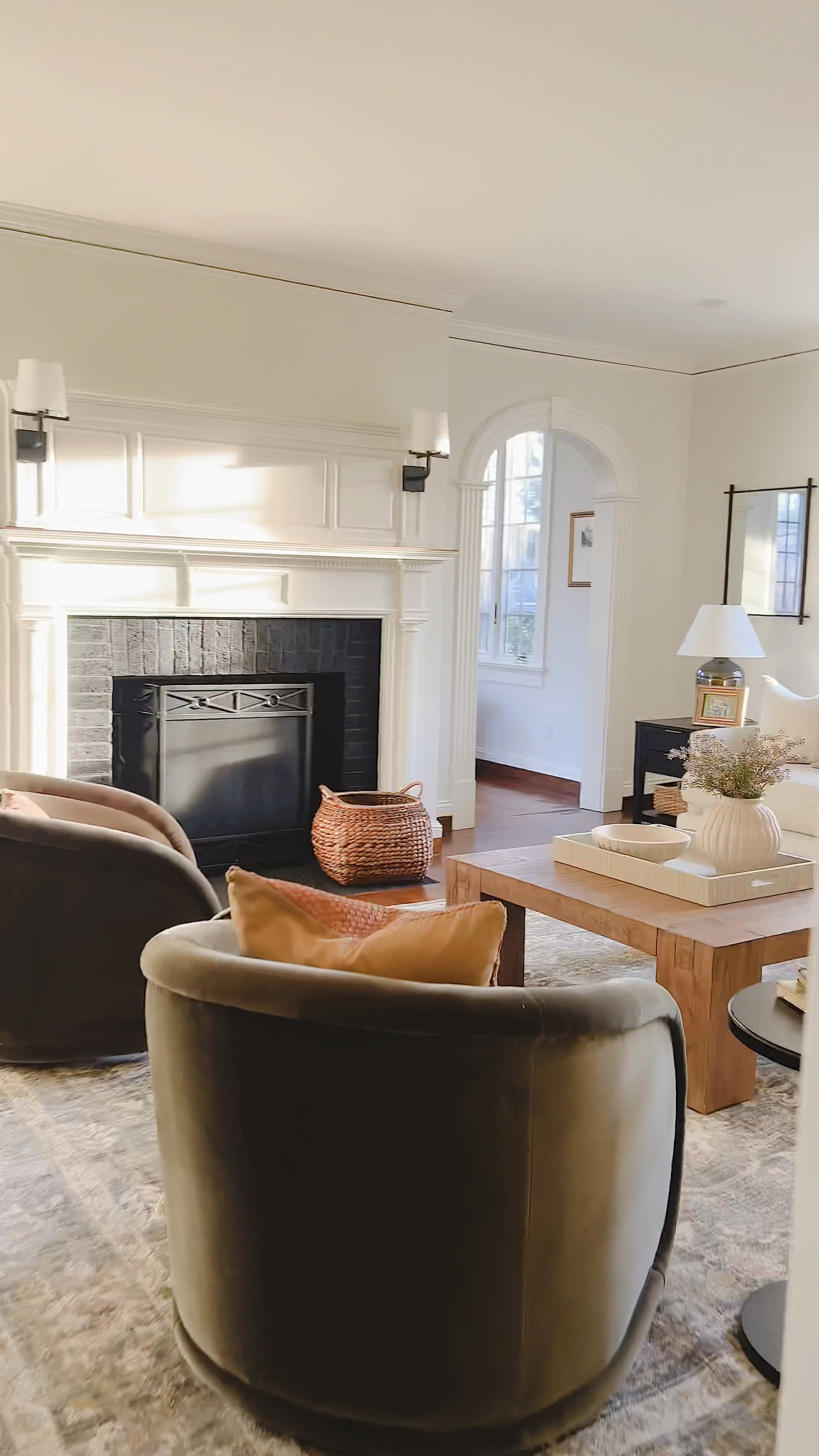 Living room decor! 

#LTKstyletip #LTKhome #LTKsalealert