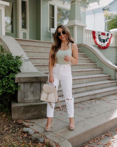 The best Abercrombie bodysuit is back! Wearing xs in bodysuit and 26 short in these white jeans

Abercrombie jeans
Abercrombie denim
White jeans
Abercrombie sale



#LTKSale #LTKSeasonal #LTKsalealert