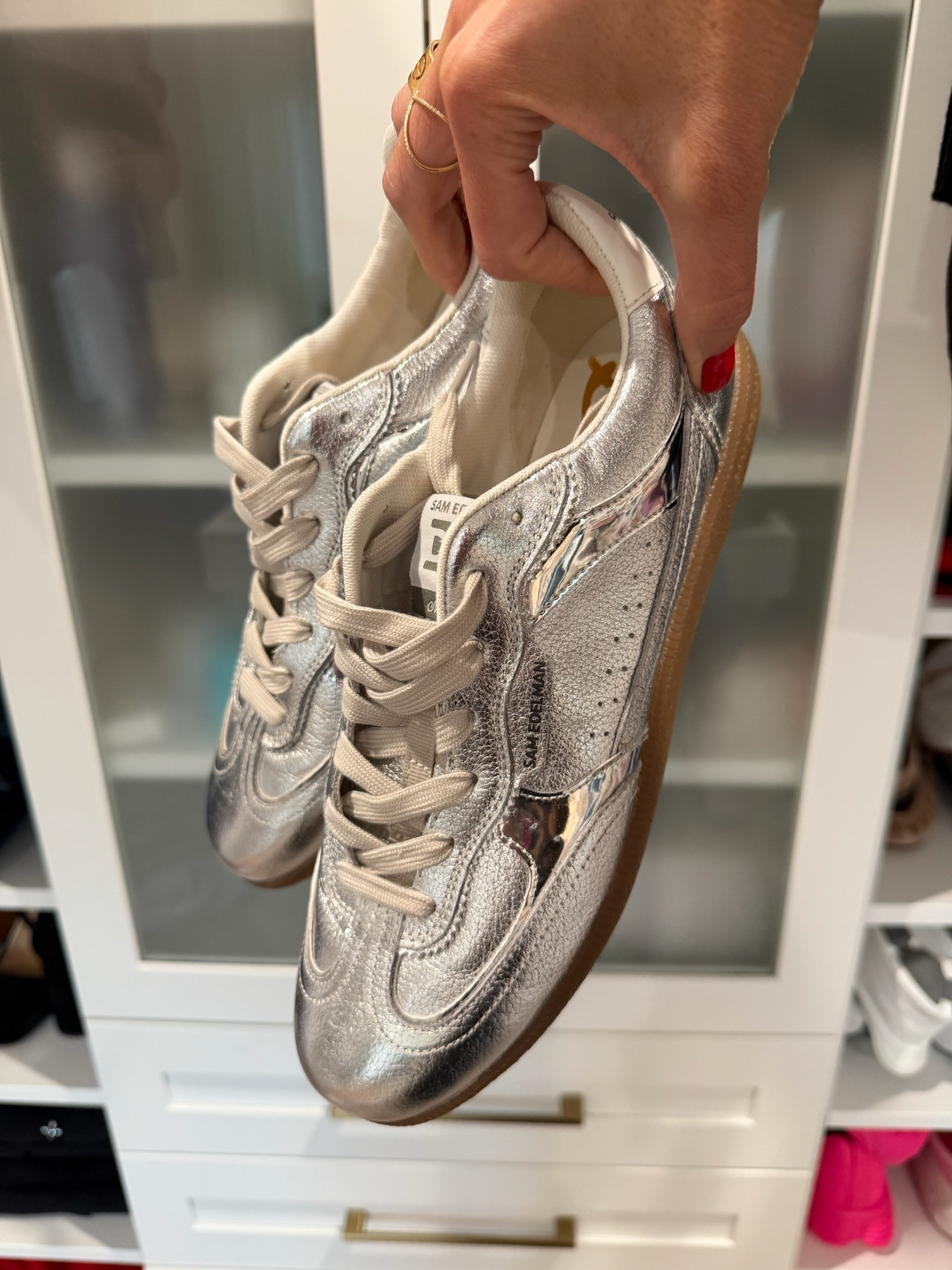 These silver metallic sneakers are so cute for spring! Sneakers, casual outfit finds, themominstyle 

#LTKTravel #LTKSeasonal #LTKootd