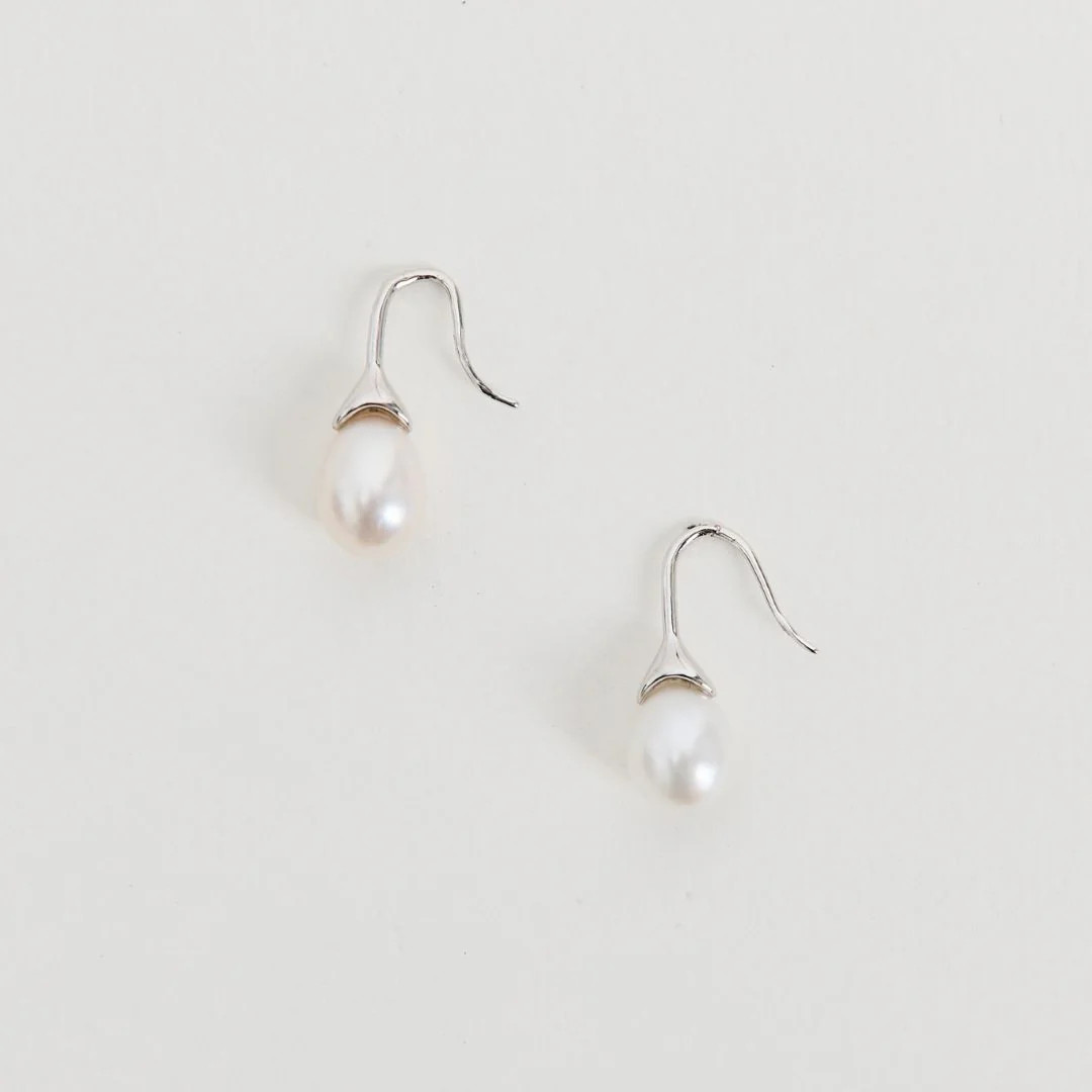 ODETTE PEARL EARRINGS | Heaven Mayhem