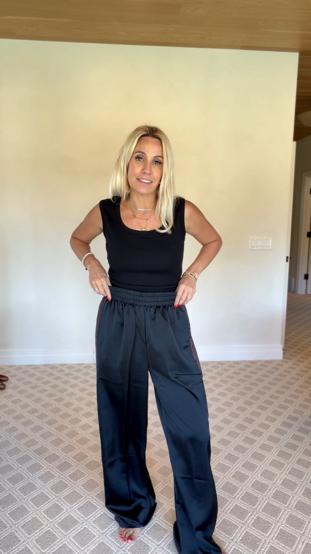 These pants look so expensive!!

#LTKootd #LTKmomlife #LTKgrwm
