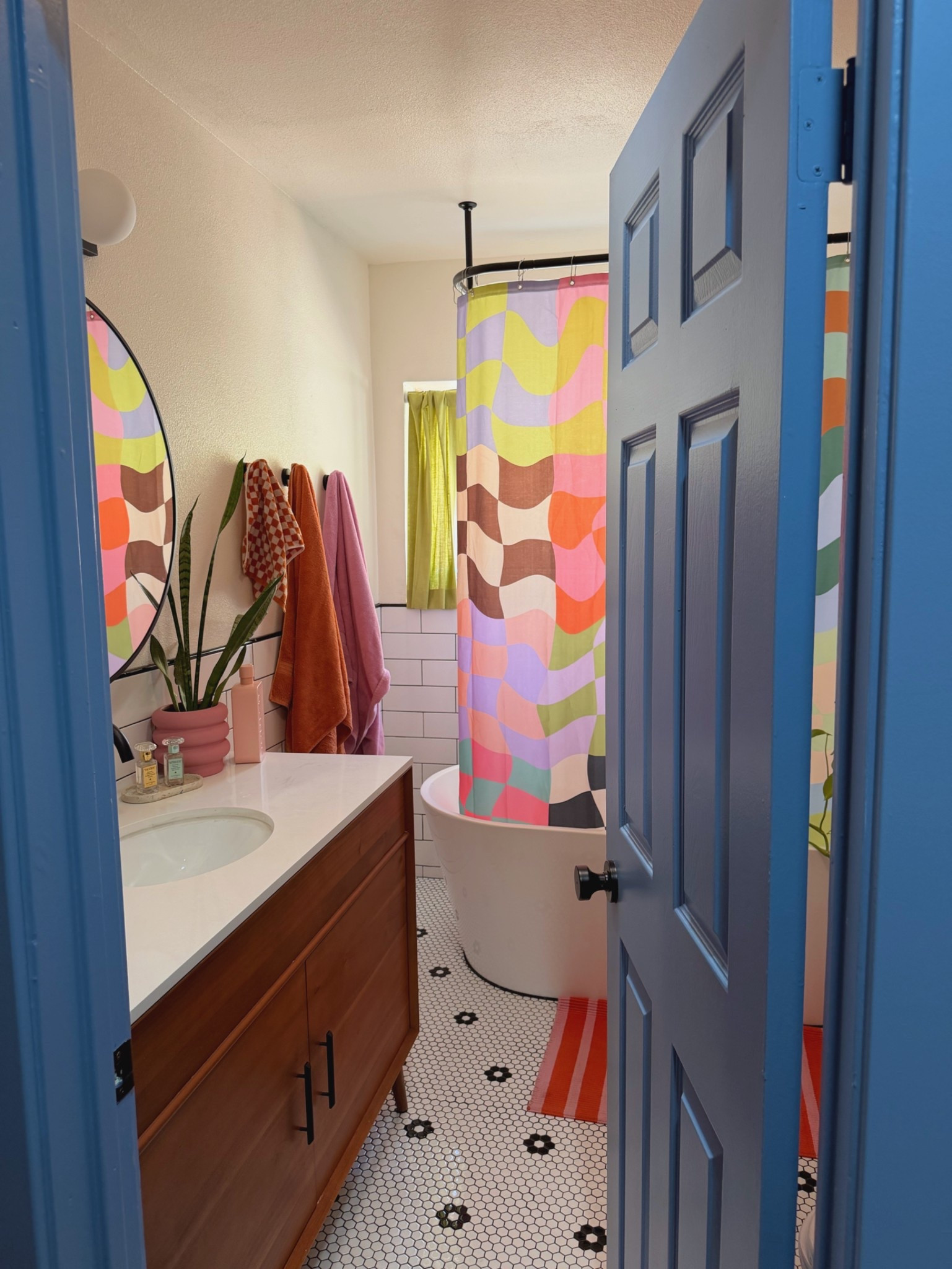 Bathroom details! Shower curtains are similar finds! 

#LTKHome