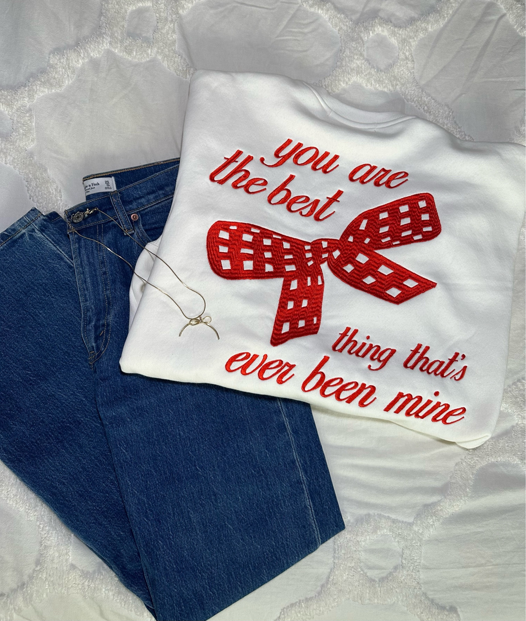 Channeling all the Valentine’s vibes with this adorable crewneck featuring the perfect Taylor lyric—you are the best thing that’s ever been mine ❤️✨ Paired with classic denim for an effortless look!#ValentinesStyle #TaylorInspired #LTKUnder50

#LTKSeasonal #LTKMostLoved #LTKStyleTip