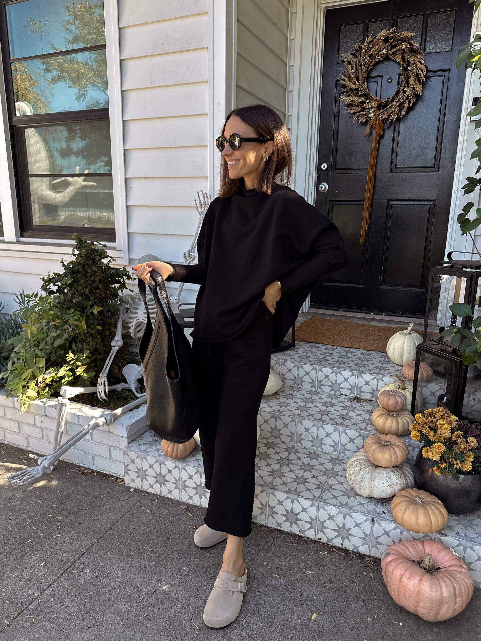 If you’re looking for a chic set for holiday travels (or simply the many errands of the season), the Aspen travel set fits like a dream and exudes style. It’s perfect for flights, long car rides, or simply cozying up by the fire with friends and family this season.SIZING: short gal friendly, true to size, and several great color options. You can also wear each piece with other items in your wardrobe.
@frankandeileen
#frankandeileenpartner #wearloverepeat


#LTKOver40