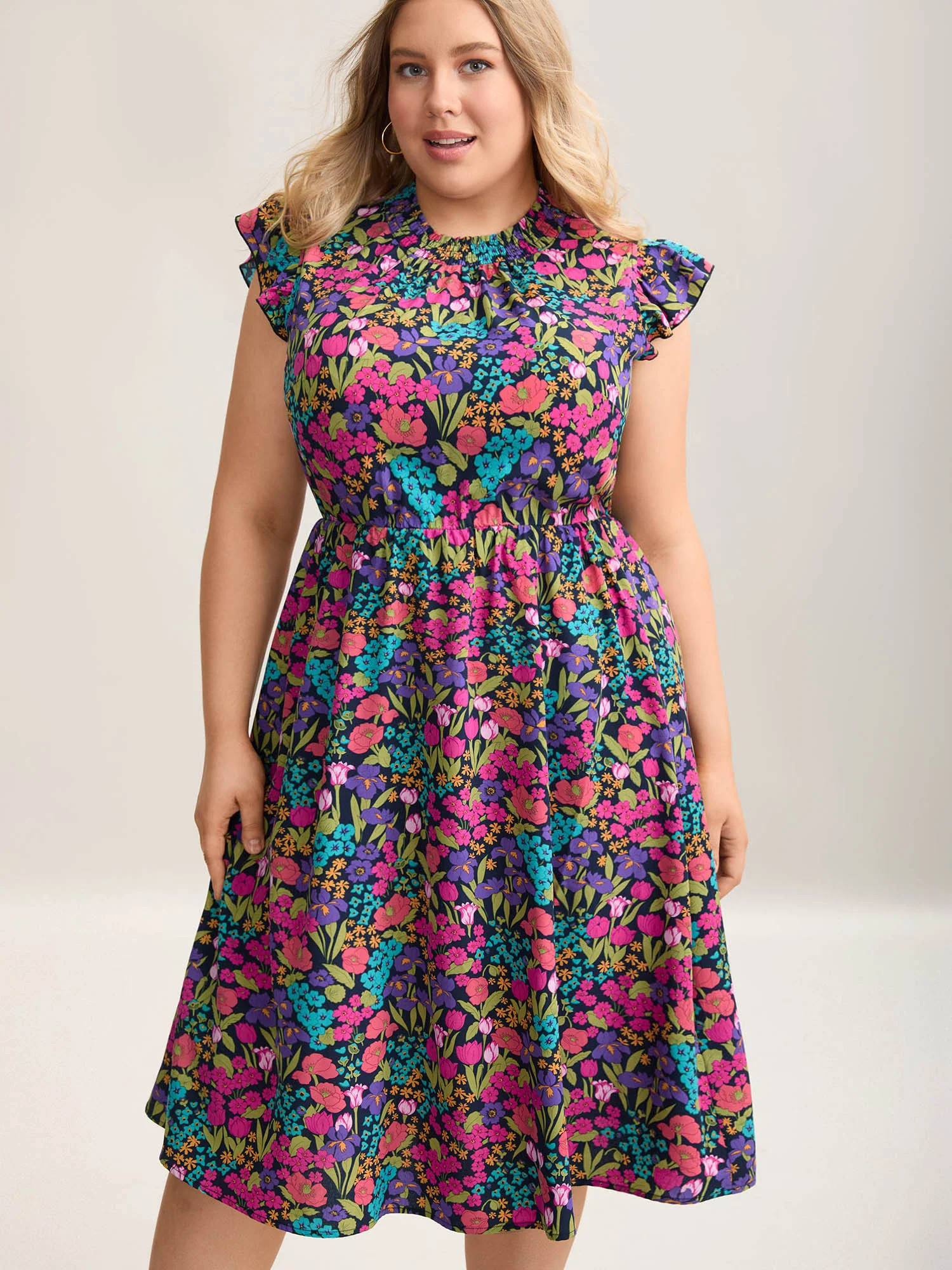 Floral Print Shirred Pockets Midi Dress | Bloomchic
