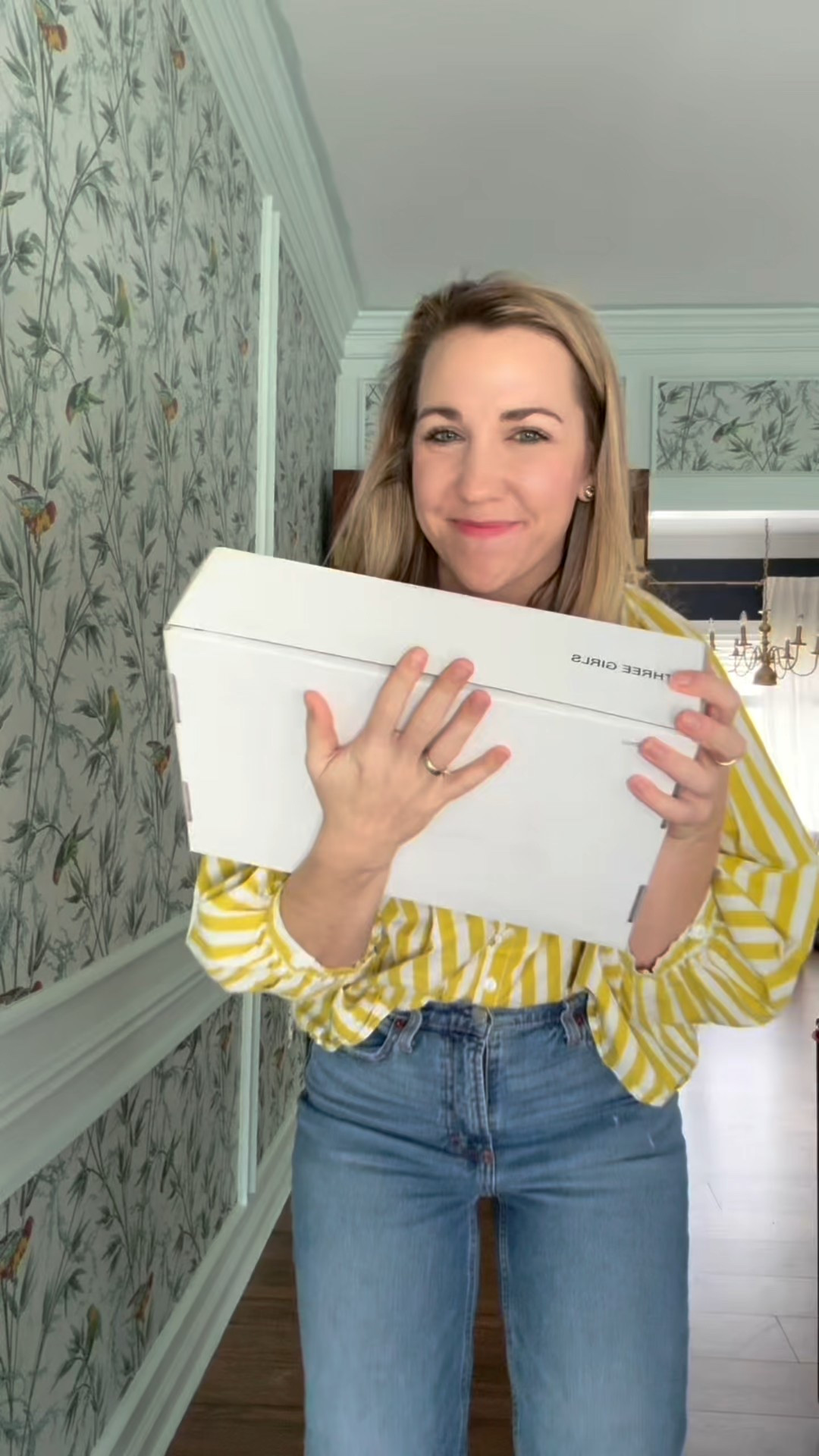 Took a risk going outside my comfort zone on these!

Man did it pay off! I love the red! The pinch pleat is a DREAM and the quality is superb for the price!

Comment LOVE IT to receive a link directly to your inbox! (Be sure you’re following or the link won’t go through!)



#LTKHome