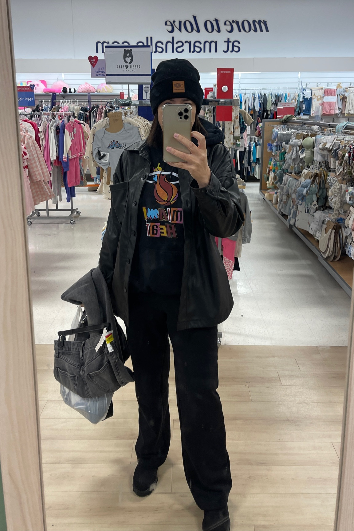 OOTD 🖤


#LTKSeasonal #LTKFindsUnder50 #LTKOver40