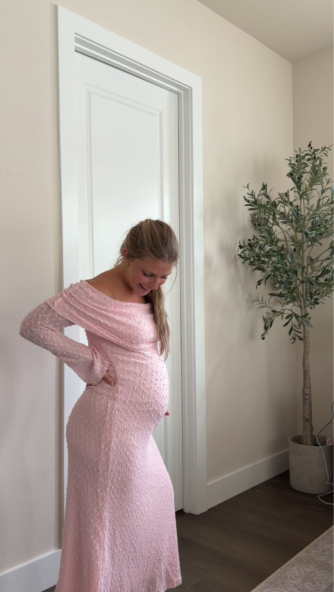 Help me choose a baby shower dress pls! Option 2 🎀

#LTKootd #LTKBump #LTKBaby
