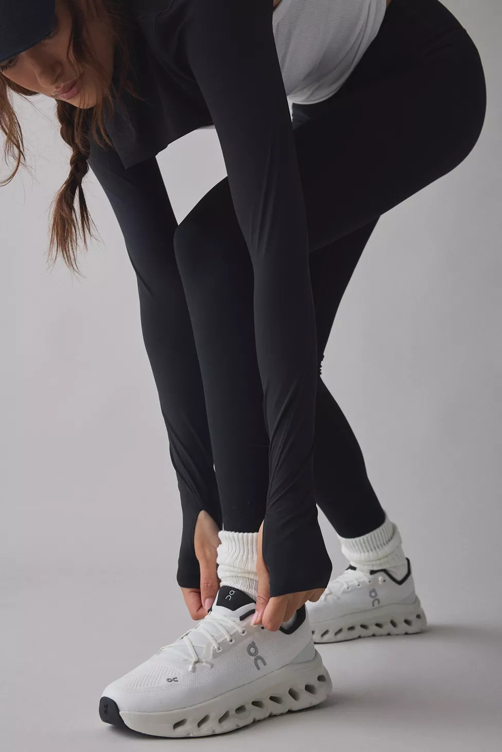 On Women's Cloudtilt Sneaker | Urban Outfitters (US and RoW)