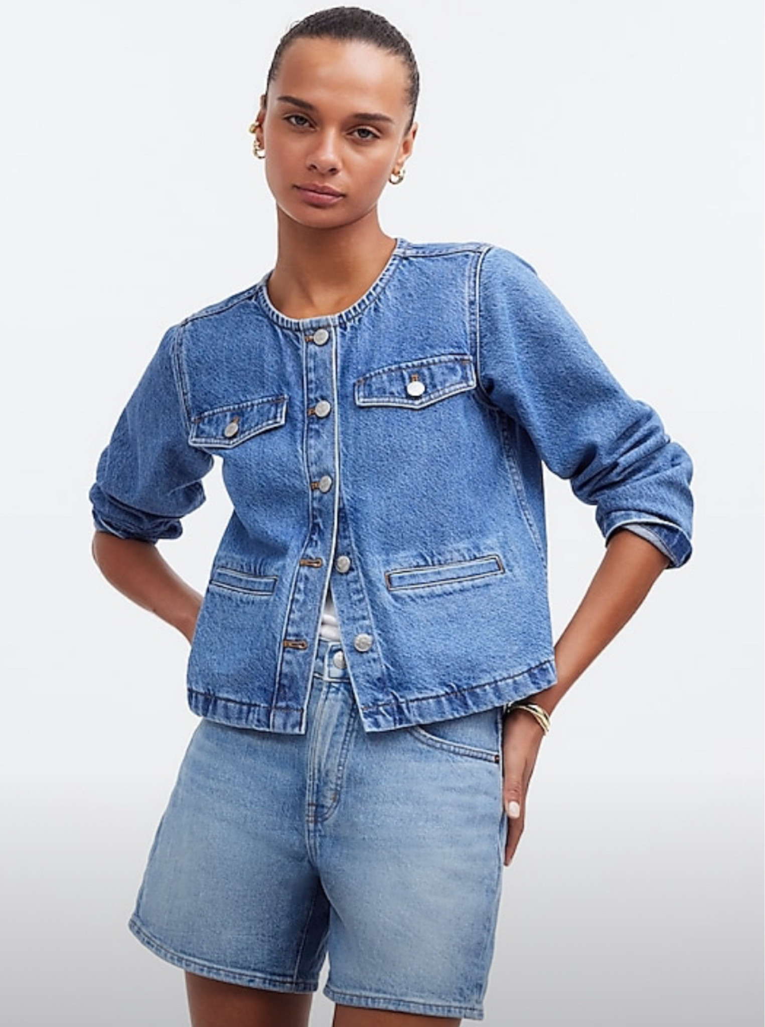 Deconstructed denim jacket! Medium wash. Wear this year round! Closet staple. Not like all your other denim jackets! 

#LTKxMadewell #LTKStyleTip #LTKWorkwear