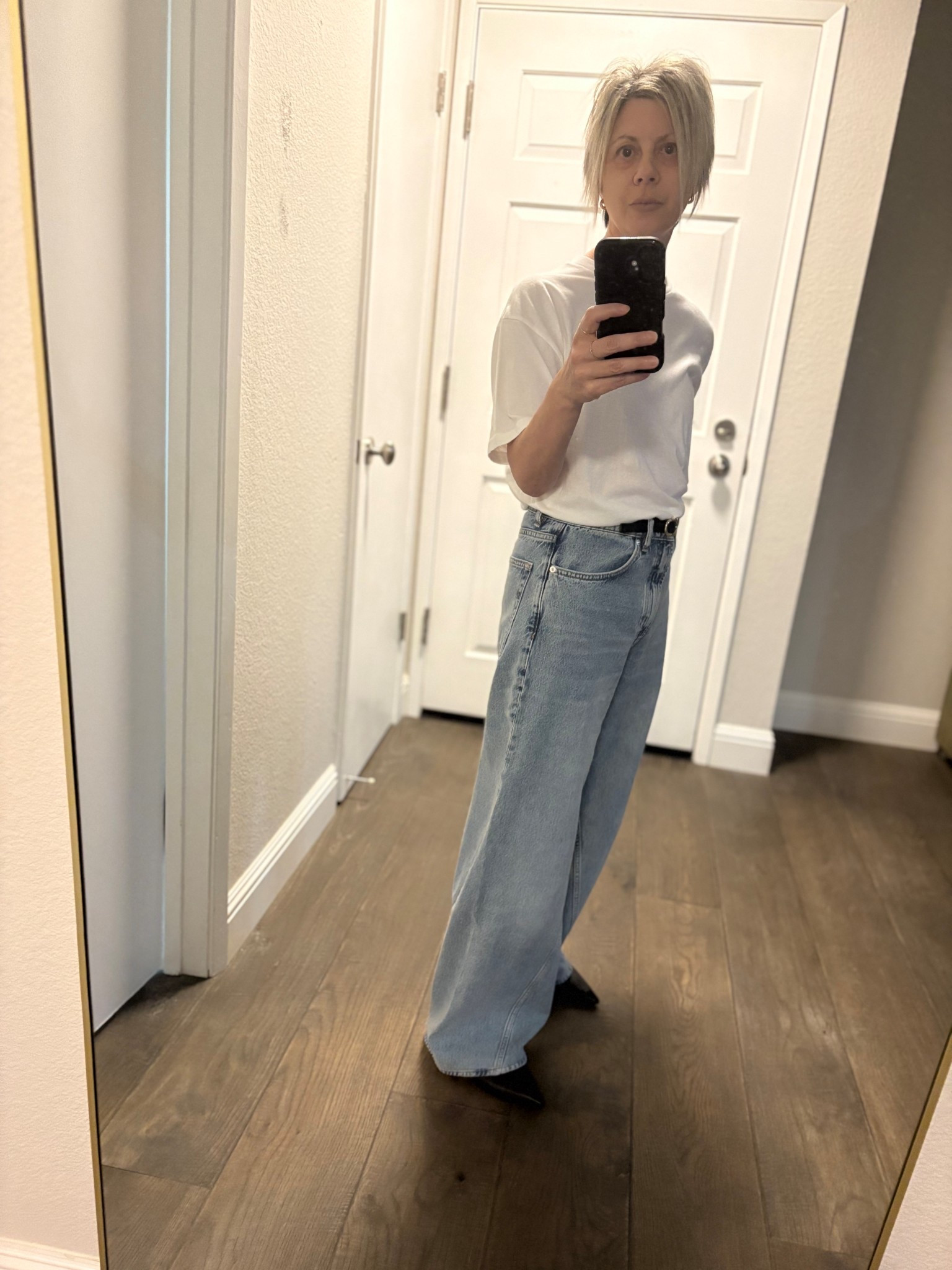 Casual Friday….. #aninebing #uniformdressing #jeans #simpleandchic #minimalist 

#LTKSeasonal #LTKStyleTip