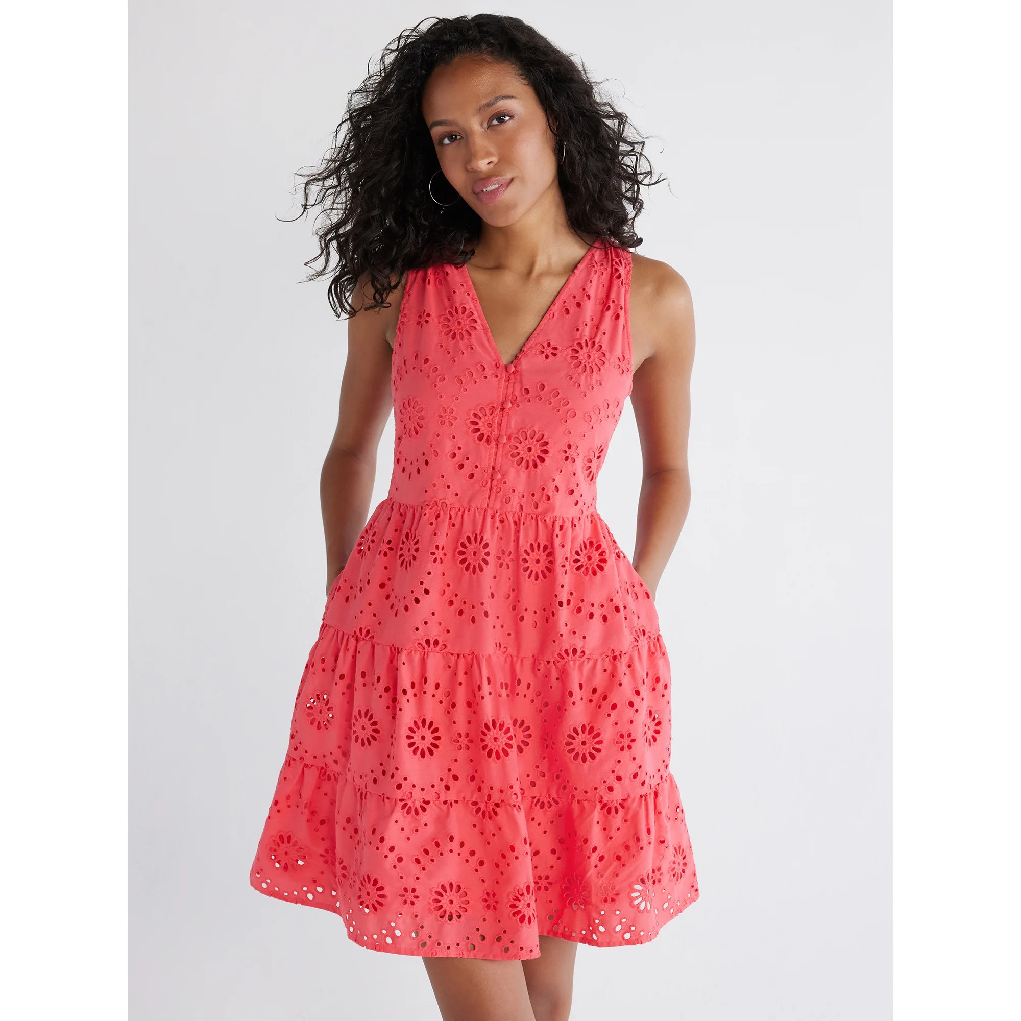 Time and Tru Women's and Women's Plus  Cotton Blend Tiered Eyelet Dress, Sizes XS-4X - Walmart.co... | Walmart (US)