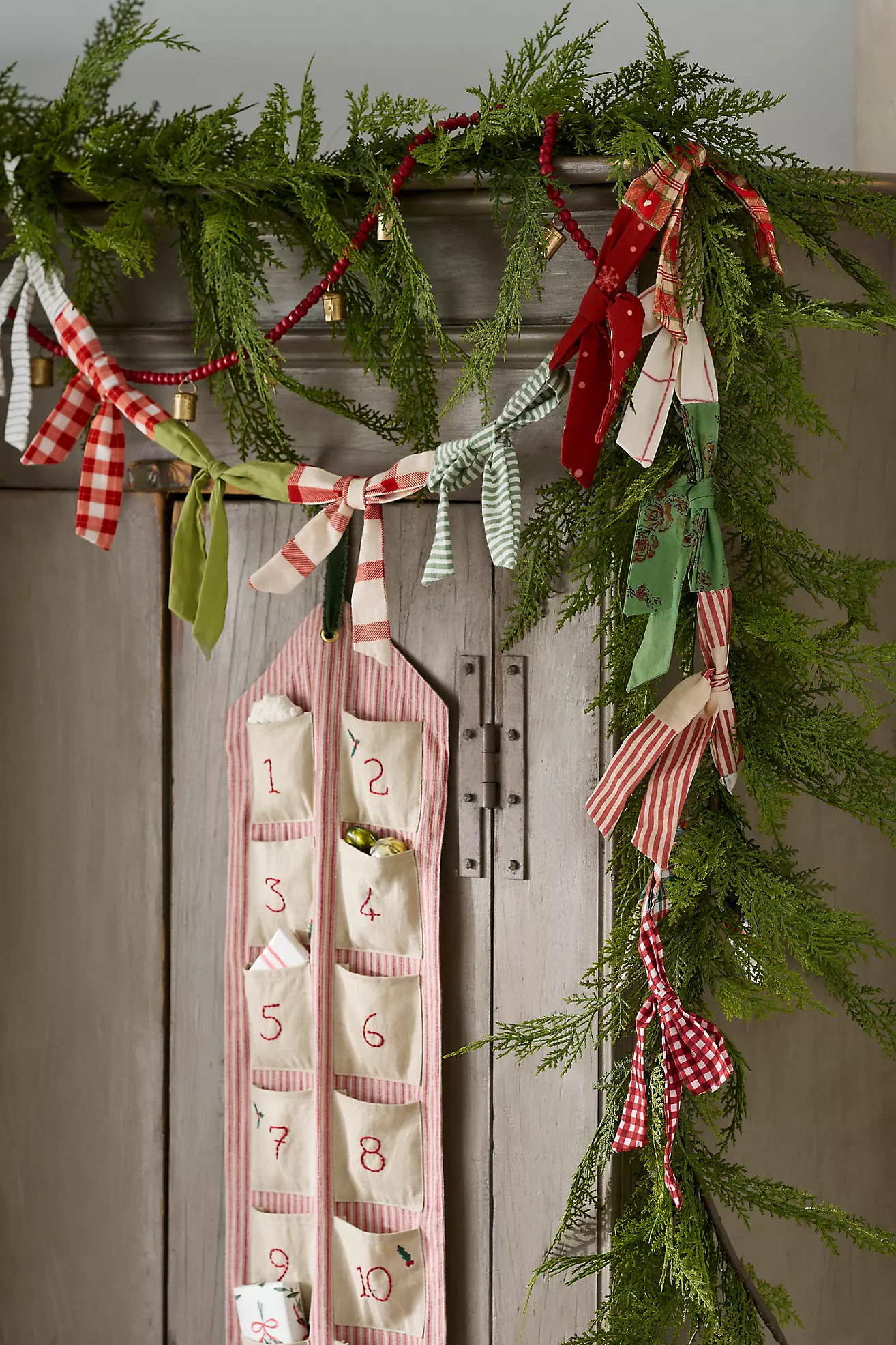 Merry Bow Garland | Anthropologie (US)