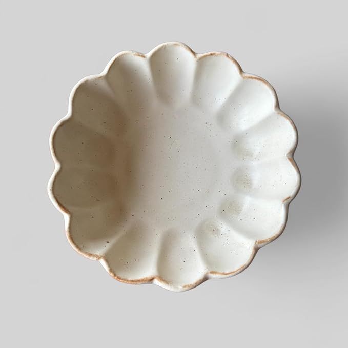 BLAKE 'N' GREY Scalloped Edge Bowl, Scallop Ceramic Plate | Dessert Bowl | Flower Shaped Soup Bow... | Amazon (US)