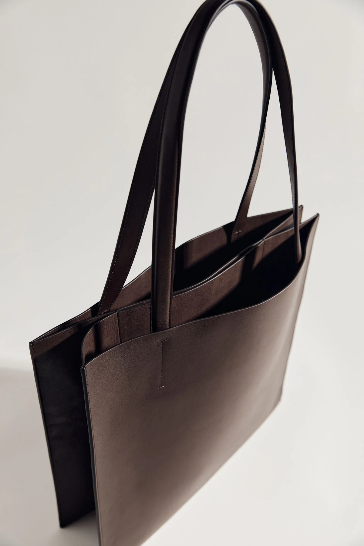 Dual Tote - Chocolate | St. Agni (US, UK, EU)