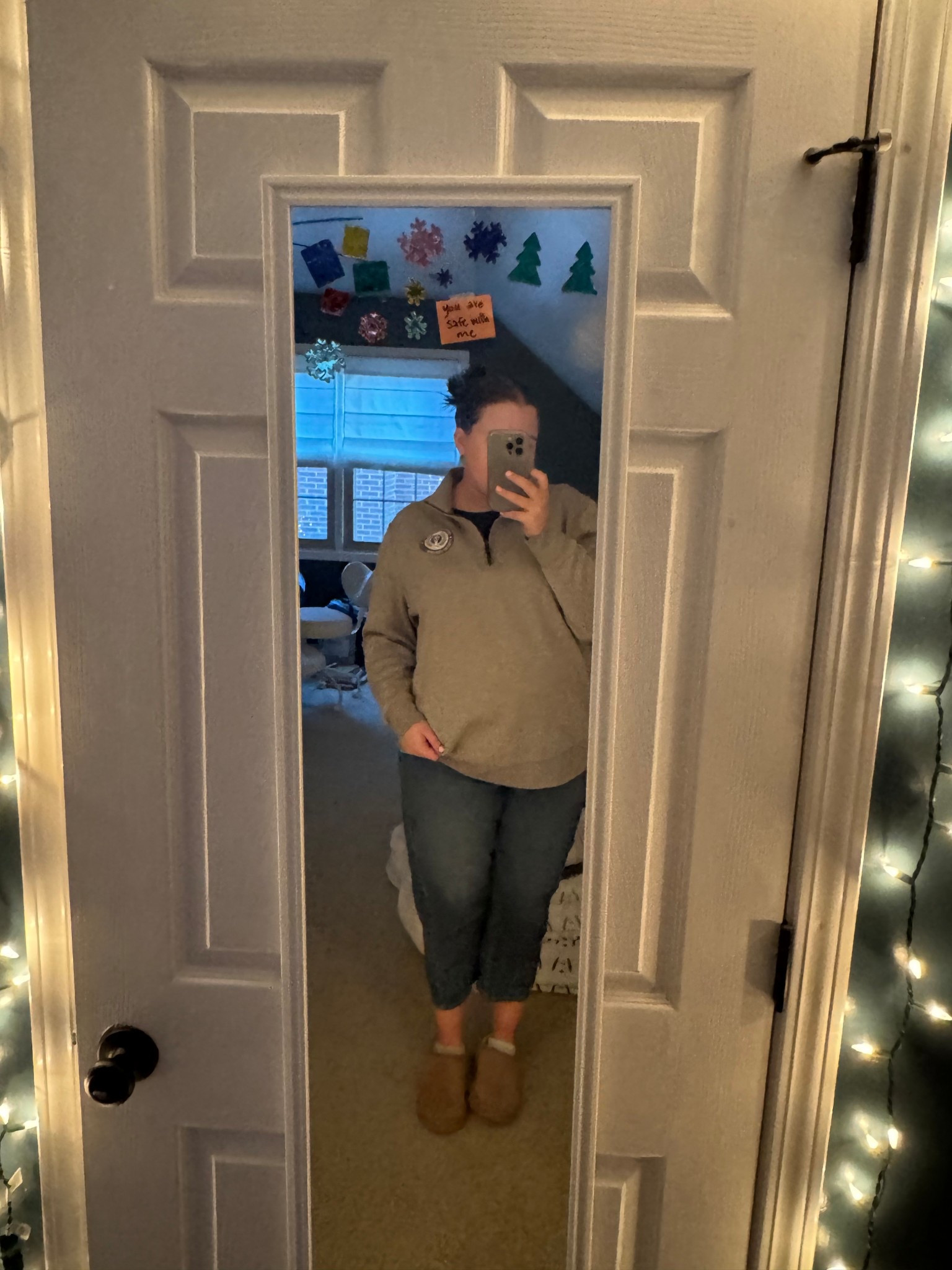 trying to hide my splotchy self tan (splotchy due to user error) 

#LTKgrwm #LTKootd #LTKdayinmylife