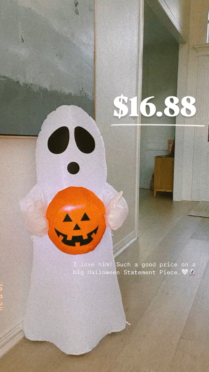 How cute is this ghost under $20?! 👻@walmart #walmartpartner #WalmartPlus

#LTKHoliday #LTKHalloween #LTKSeasonal