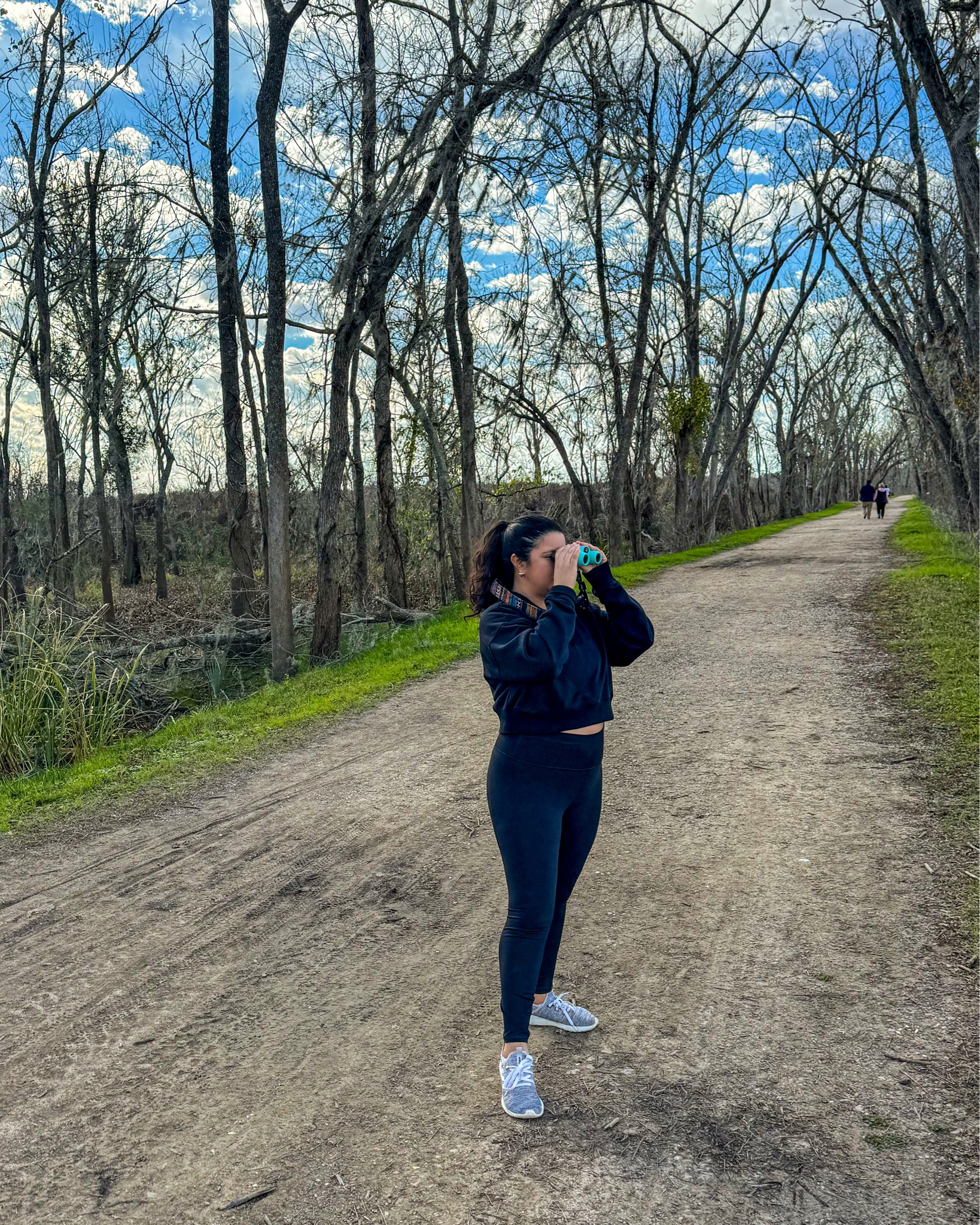 Hiking outfit and birdwatching gear! ✨🦉

Year Round Terry Cropped Sweatshirt: size medium 
Leggings: size medium 
Nocs Binoculars 
Sport Bra
Fableticss

#LTKFitness #LTKActive #LTKFindsUnder100