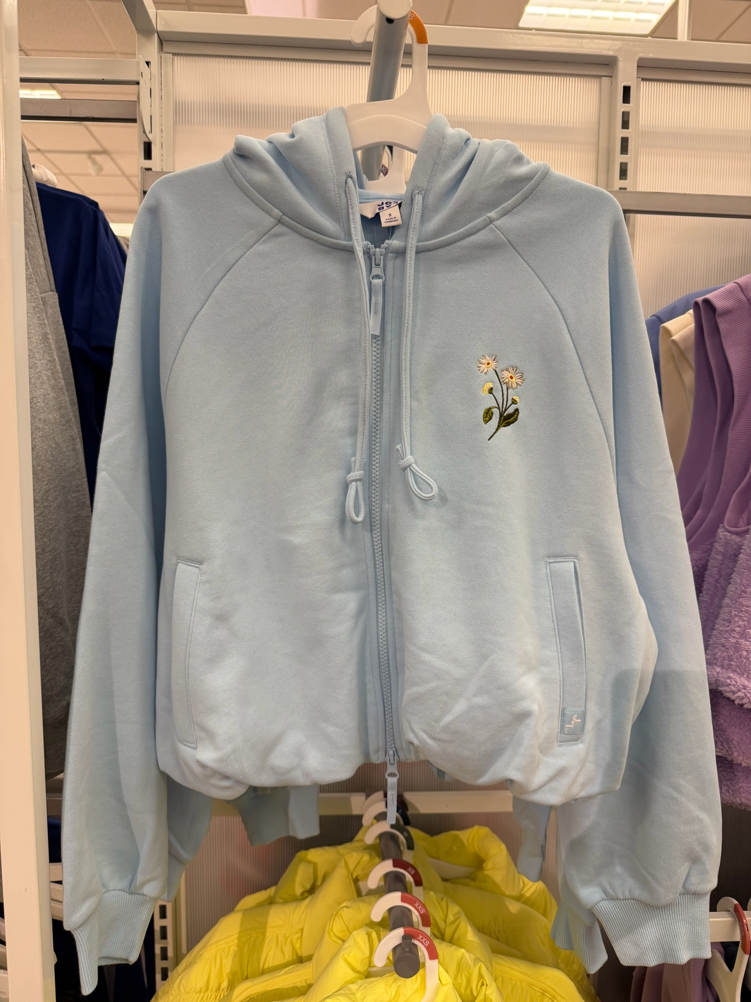 This Cropped Bubble Hem Full Zip Sweatshirt from JoyLab might be the CUTEST spring jacket I’ve seen at Target lately. And its 30% off until Saturday!
spring outfits 2026, date night outfits, vacation outfits beach, easter dress women, st patricks day outfit women, spring dresses, work outfits, plus size fashion, spring break outfits, target style, joylab target, spring jacket, cropped sweatshirt 

 #LTKootd #LTKActive