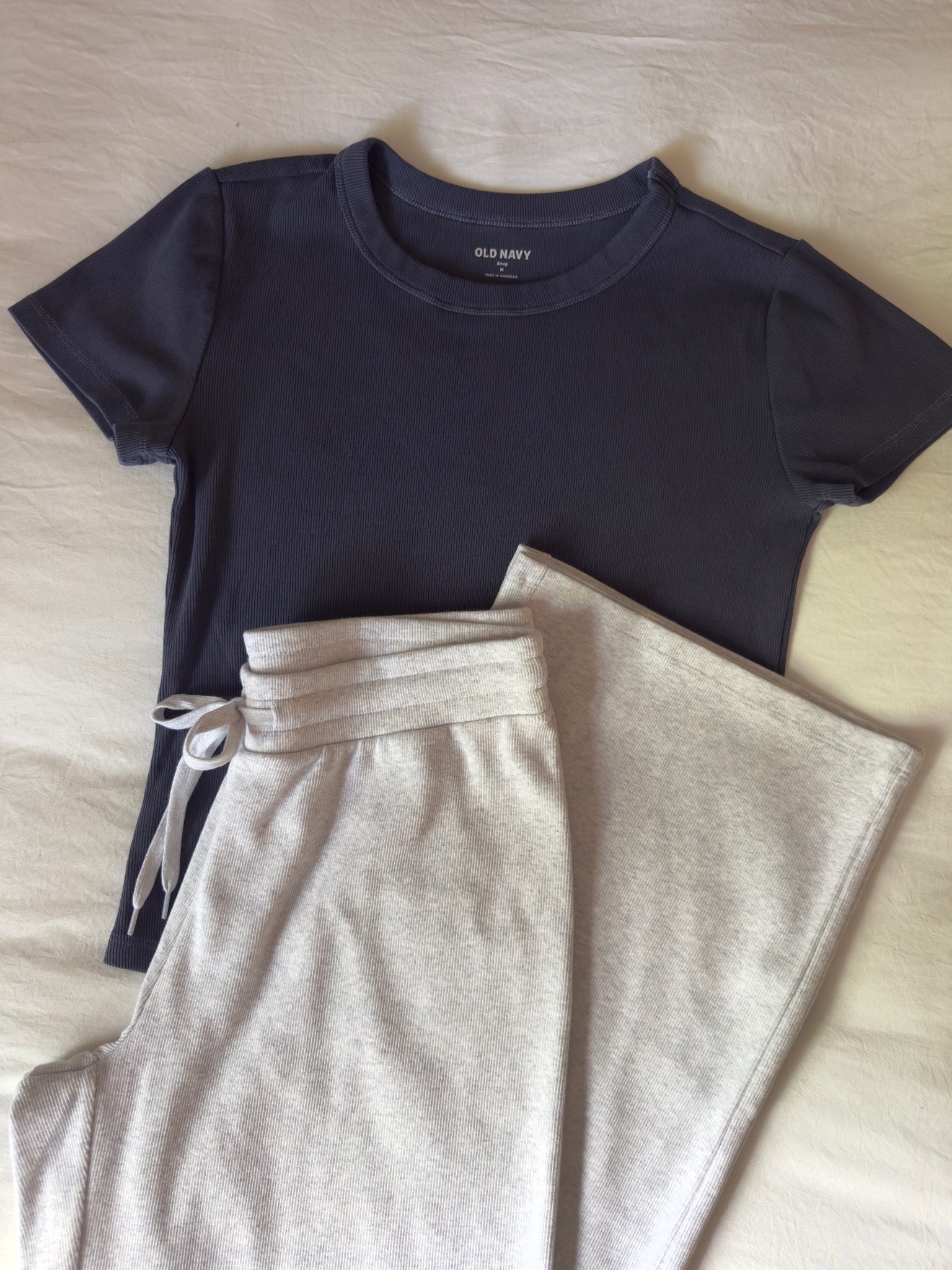 Favorite Old Navy Basic tee + homestretch pants 💙

#aritzia #oldnavy #comfy #casual #loungewear #basics #outfits

#LTKootd #LTKSeasonal #LTKMidsize