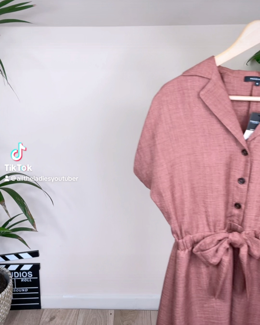 Louise Redknapp Edit Playsuit 🤎💚

#LTKuk #LTKsummer #LTKstyletip