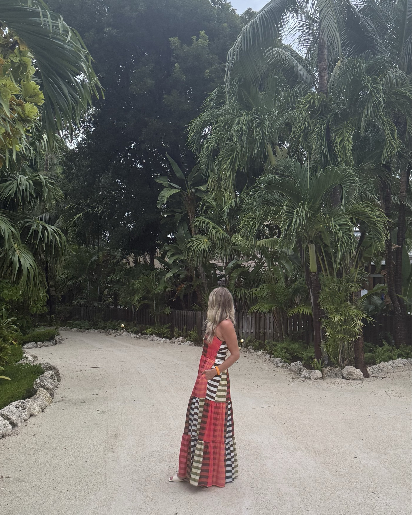 2 nights in the Florida keys, two great dresses. My black Evereve dress isn’t available anymore but I linked some other great vacation options.



#LTKOver40 #LTKTravel #LTKParties