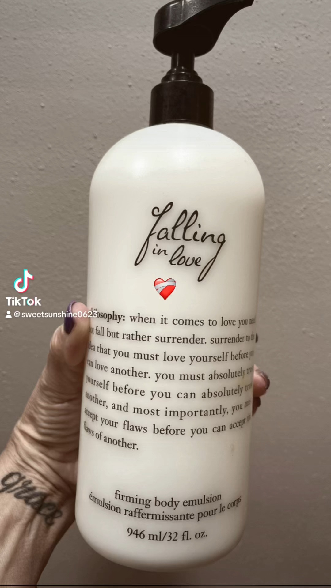 When you love all the Philosophy products, but mostly the lotion. Give me all the #fallinginlove and #grace. #philosophy #philosophyperfume #philosophytiktok #philosophybodycare @philosophy 