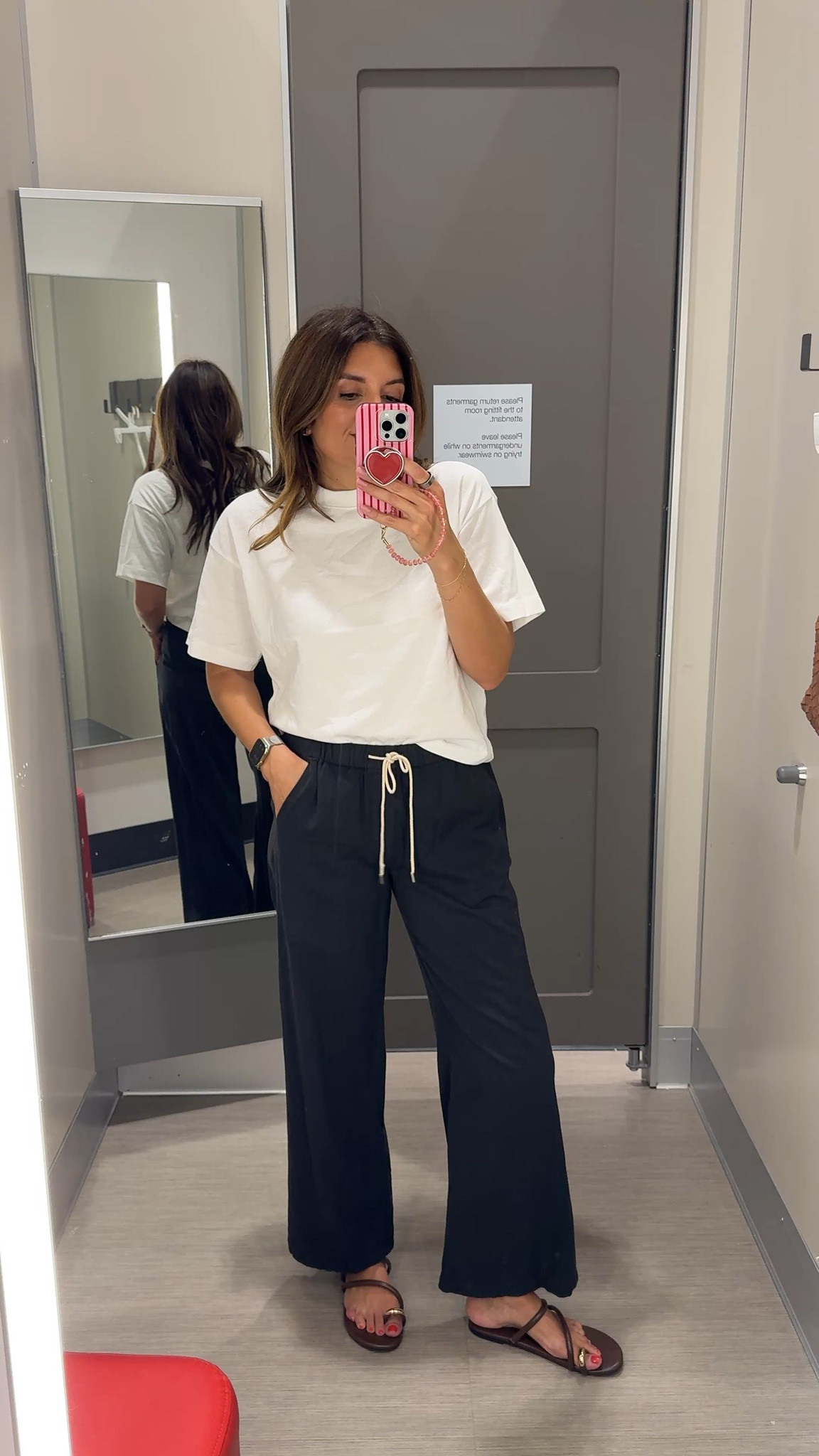 The cutest elastic waist pants that I bought in two colors! 60% cotton, breathable, and so lightweight! I’m 5’7”