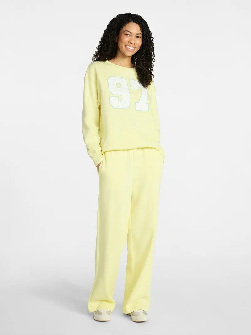 No Boundaries Oversized Graphic Sweatshirt, Midweight, Women's XXS-XXL | Walmart (US)