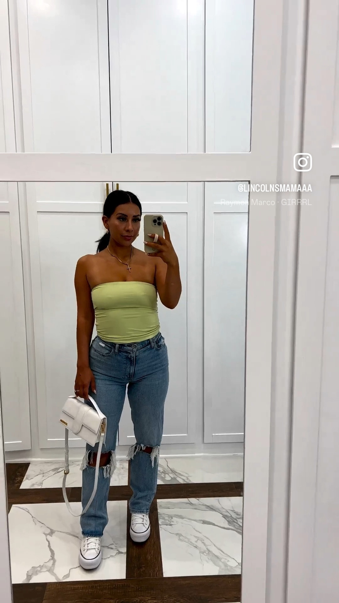 25% off all Abercrombie denim!! Plus an extra 15% off using code “DENIM AF” 

I’m 5 2 and size 26 short in regular fit and 25 short in curve love jeans 

Abercrombie 
Abercrombie sale
denim jeans
Denim 
Fall fashion


#LTKBacktoSchool #LTKSeasonal #LTKsalealert