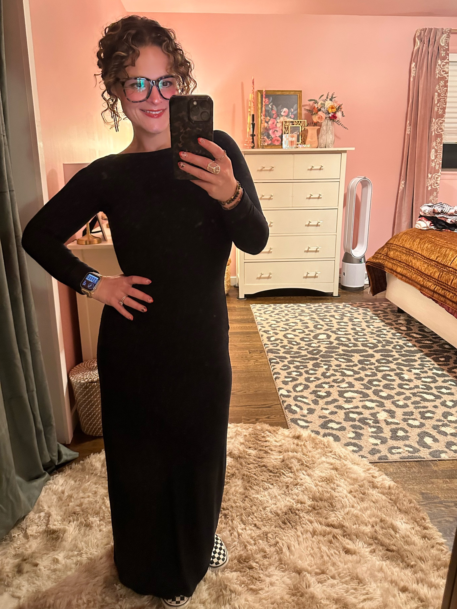 A soft, sexy dress perfect to dress up or down for any holiday dinner ✨ 🎄❤️

#LTKStyleTip #LTKHoliday #LTKMidsize