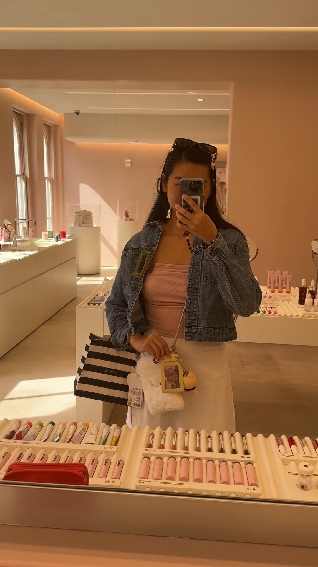 celebrating glossier‘s 10th bithday using all my glossier products 💞 so happy I got to swatch the new lip glosses and try out the new glossier you perfumes 👀 

glossier 10th birthday
glossier event
glossier in store
glossier airlines
glossier boy brow
glossier you perfume 
glossier you edp
glossier foundation 
glossier stretch fluid foundation medium 1 swatch
glossier boy brow
glossier cloud paint puff
glossier blush 
glossier puff
glossier ultralip
glossier ultralip swatch
villa
apricot
things to do in dc
things to do in nyc
georgetown shopping
dc shopping
glossier anniversary 
glossier birthday cake candle
glossier birthday balm dotcom
glossier lip balm
glossier lip balm original formula
glossier new lip glosses
glossier lip gloss swatches
glossier balm dotcom
new glossier perfume
glossier you reve
glossier you doux
glossier bag pickup

#LTKFindsUnder50 #LTKBeauty #LTKSeasonal