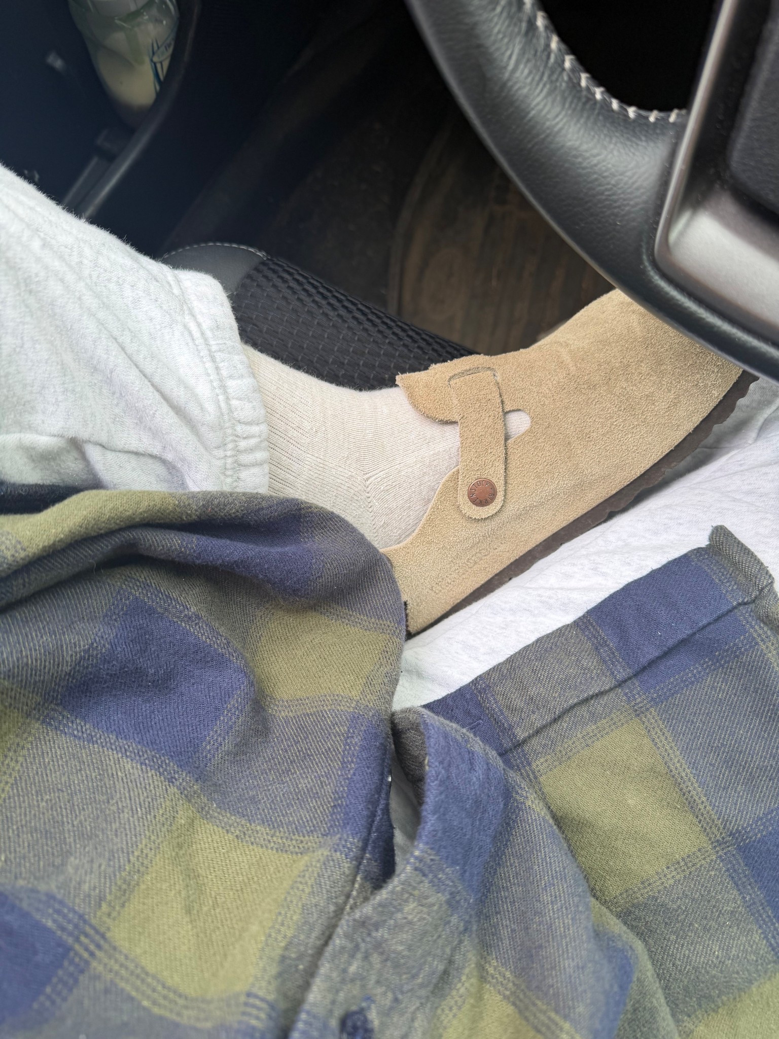 casual spring outfit for mom life!! 

Love the back strap of these birks so they stay on

#LTKmomlife #LTKootd #LTKspring