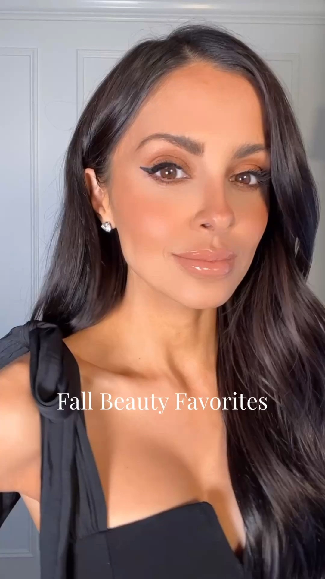 Fall beauty favorites
The best highlighter / bronzer! I swear by this for a great glow - wearing ginger binge / Moscow mule 
Fenty lipgloss in the perfect nude shade in Fenty Glow 
@ulta #ad

#LTKSeasonal #LTKBeauty #LTKOver40