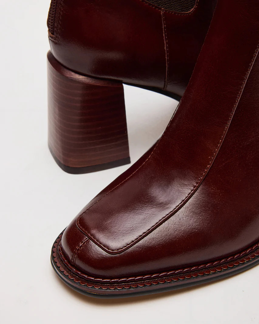 DOWNTOWN Brown Leather Women's Chelsea Block Heel Ankle Boot | Steve Madden (US)