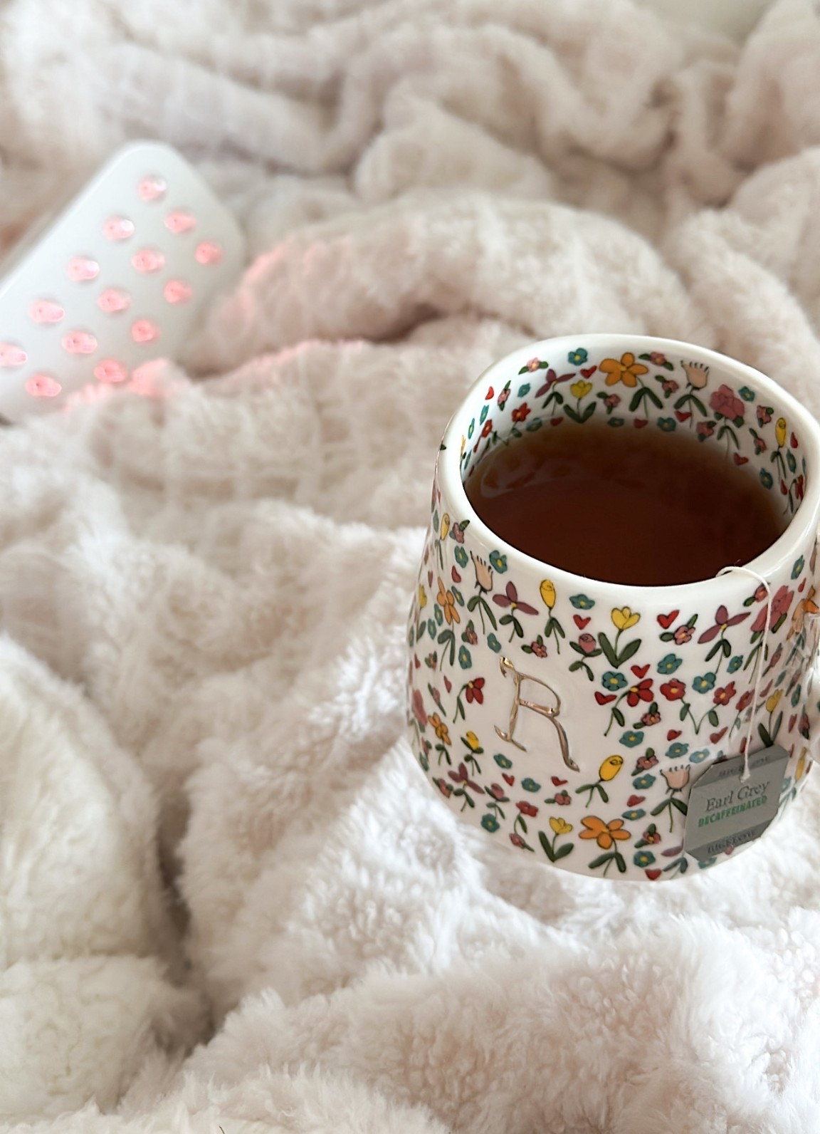 Cozy morning favorites #anthro #anthrofinds #themudfairy #founditonamazon #amazon

#LTKHome #LTKmorningroutine