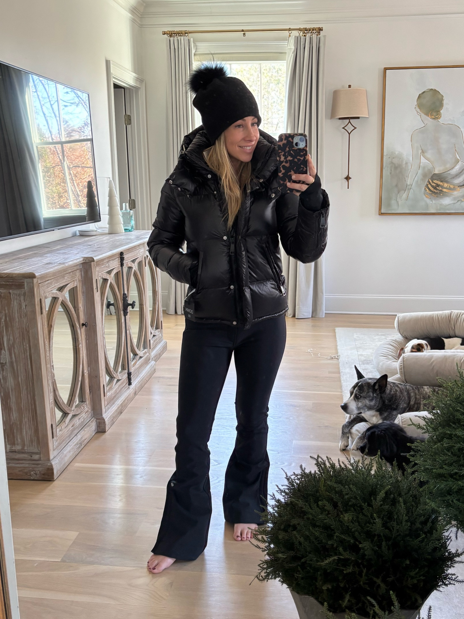 Swiss Alps ready! 🎿⛷️
Women's ski jacket
Black ski outfit 
Apres diem
Winter ootd
Outfit of the day 
Women's ski outfit 


#LTKWatchNow #LTKSeasonal #LTKSaleAlert
