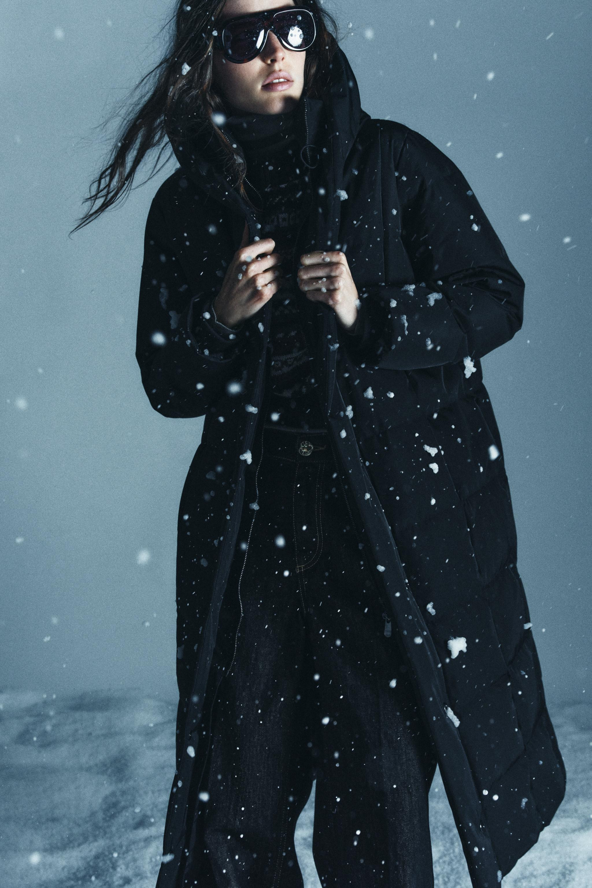 LONG WATER REPELLENT WINDPROOF HOODED DOWN COAT | Zara US