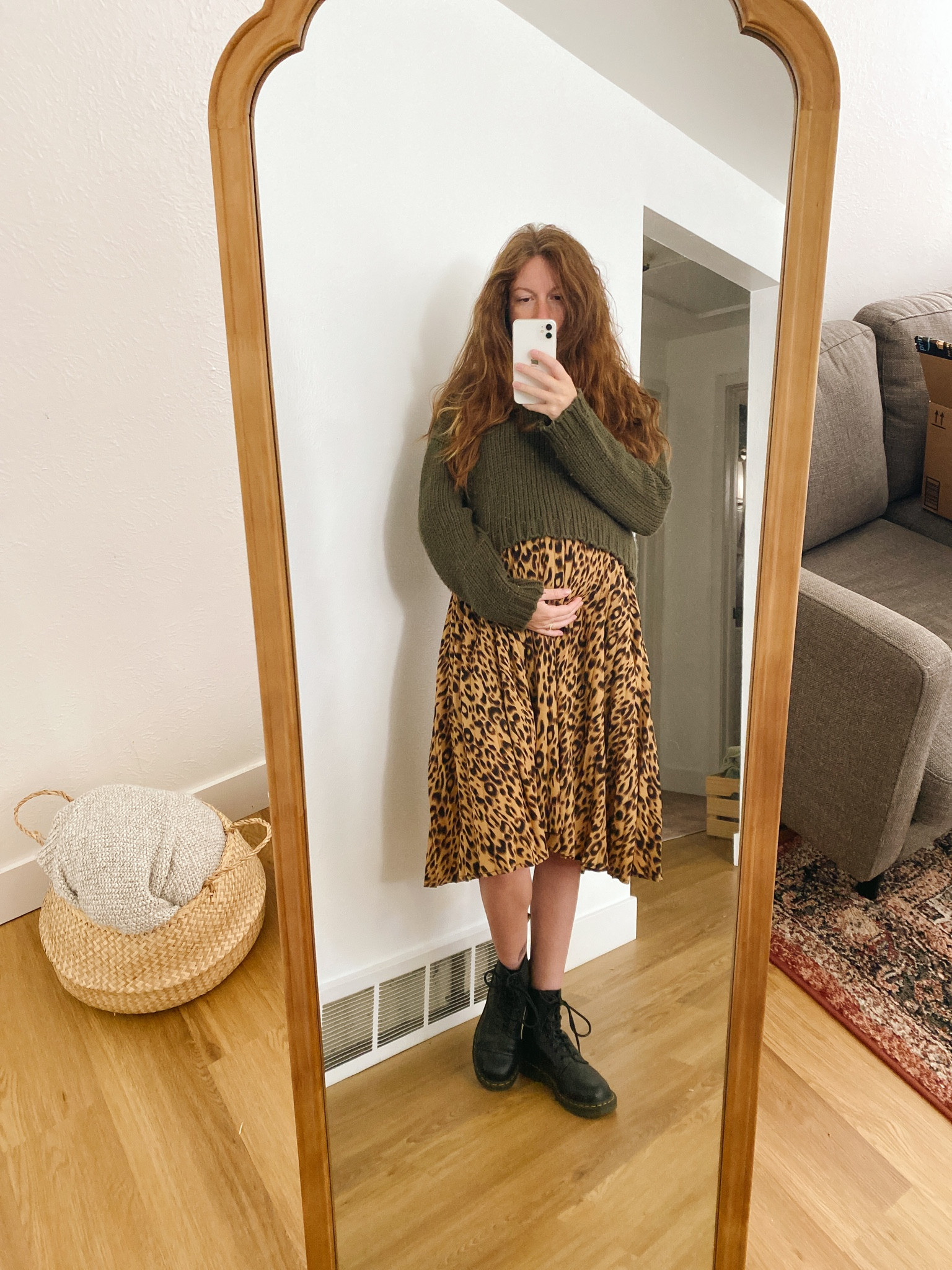 Slightly dressed up fall maternity outfit idea 

#LTKSeasonal #LTKbump