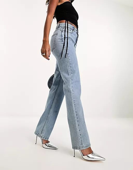 ASOS DESIGN mid rise '90's' straight leg jeans in vintage lightwash | ASOS (Global)