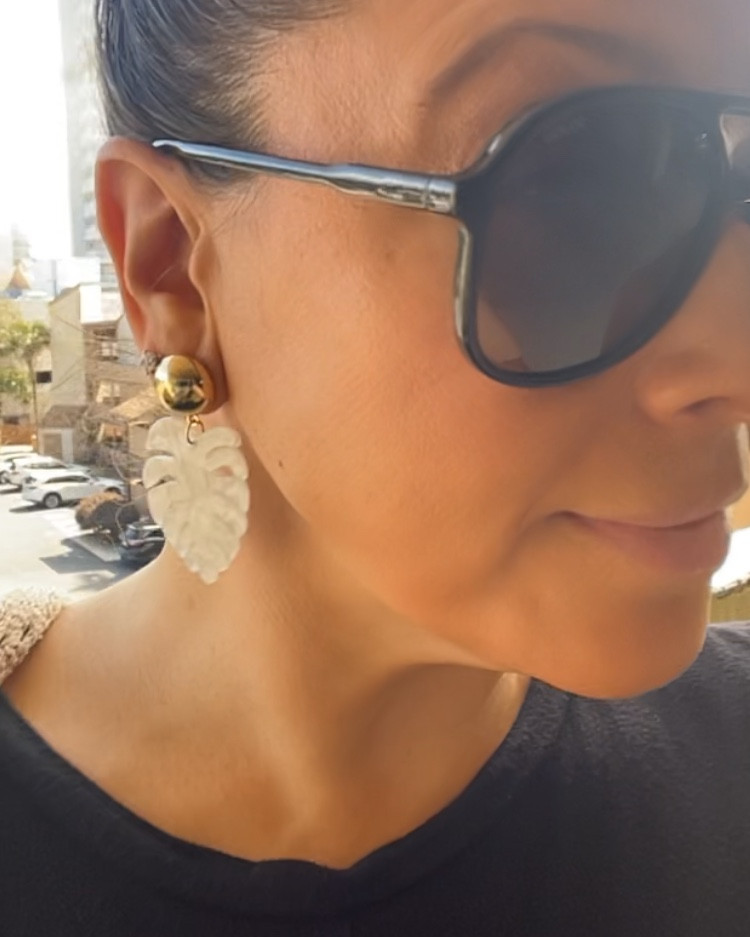 Acrylic Palm Leaf Earrings Resin 

#LTKTravel #LTKSeasonal